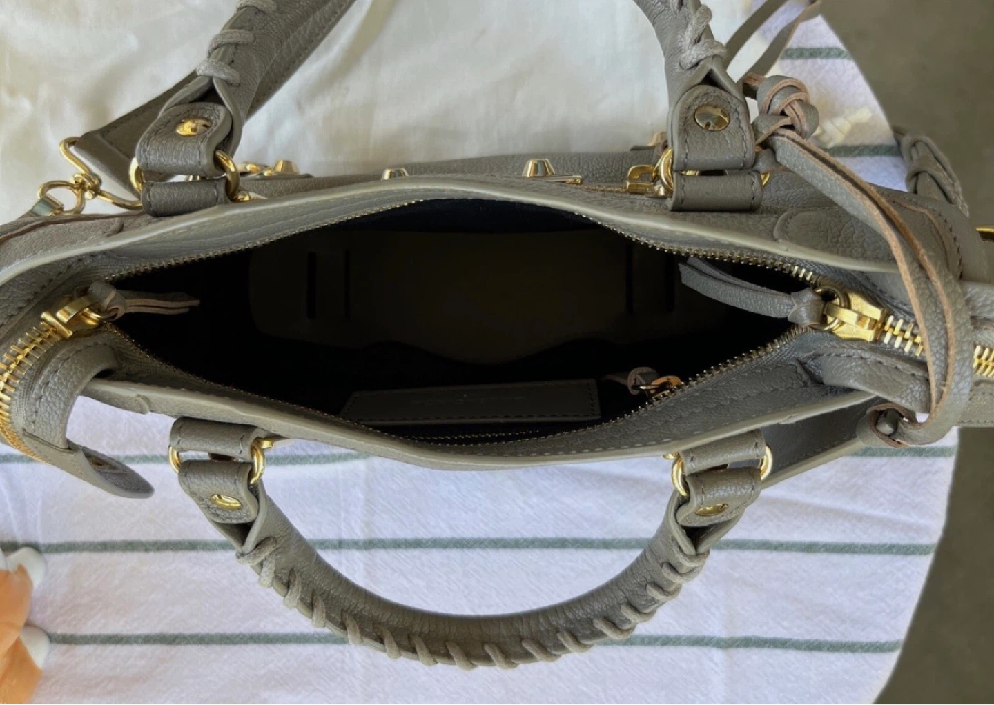 Balenciaga Grey Leather City Mini Bag - photo 4