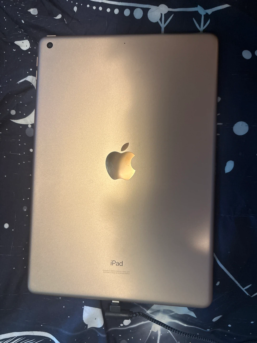 i Pad 7th gen 32 gb - photo 3