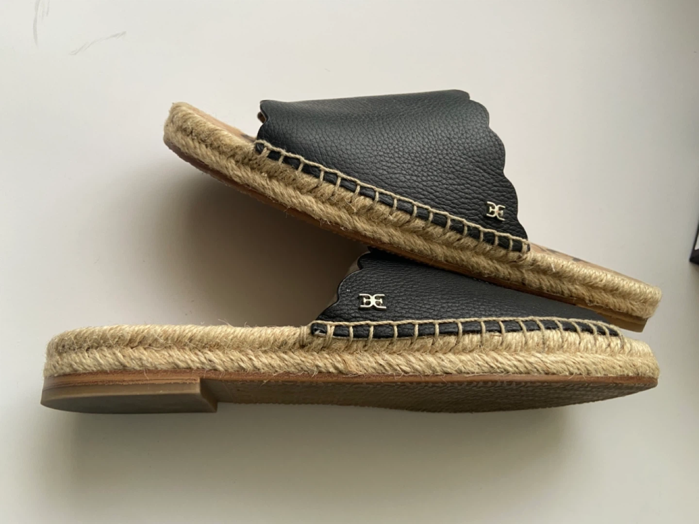 Sam Edelman Black Leather Scalloped Slides Espadrille Sandals - photo 3
