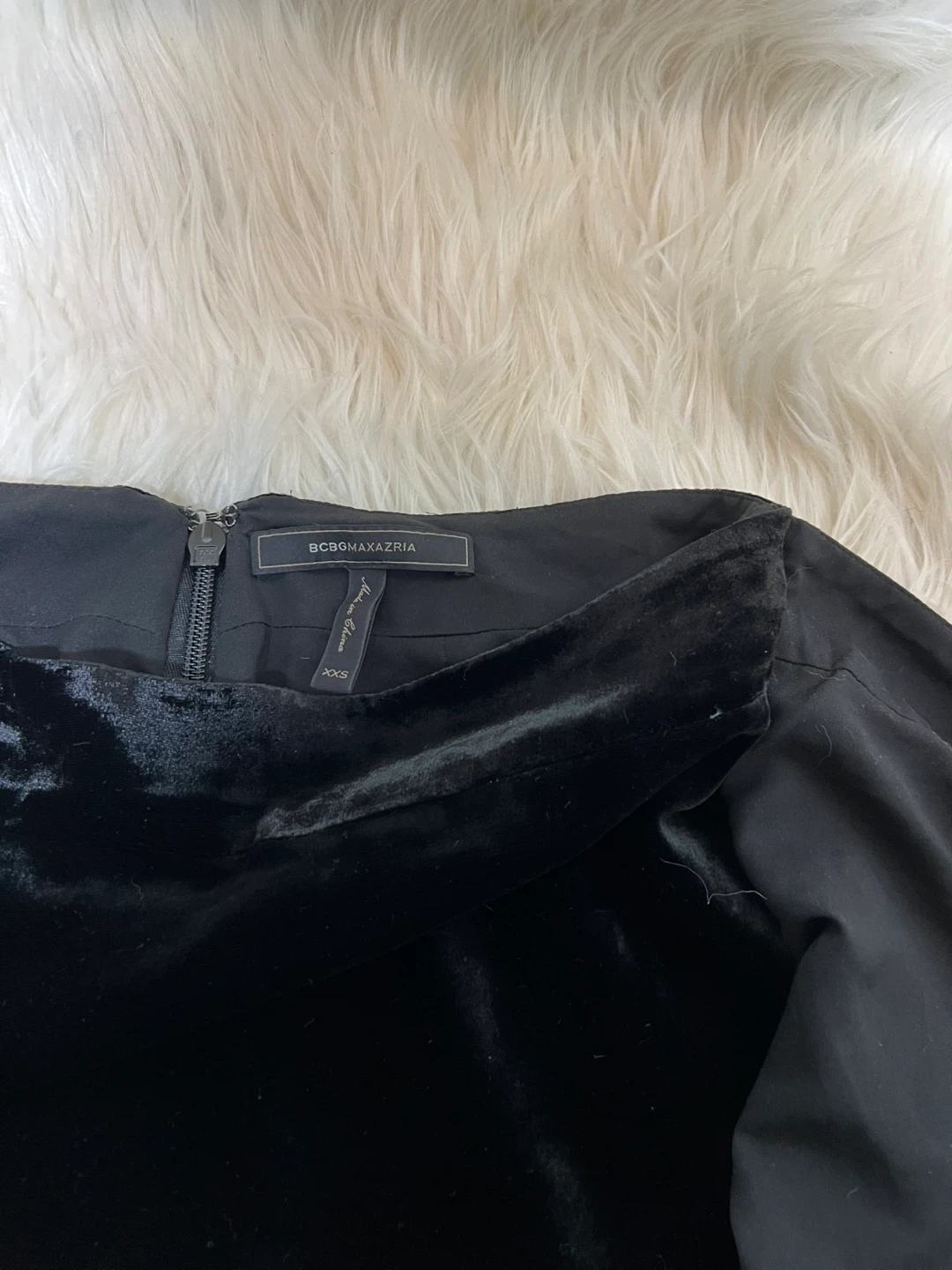BCBGMAXAZRIA Black Velvet Mini Skirt - photo 3
