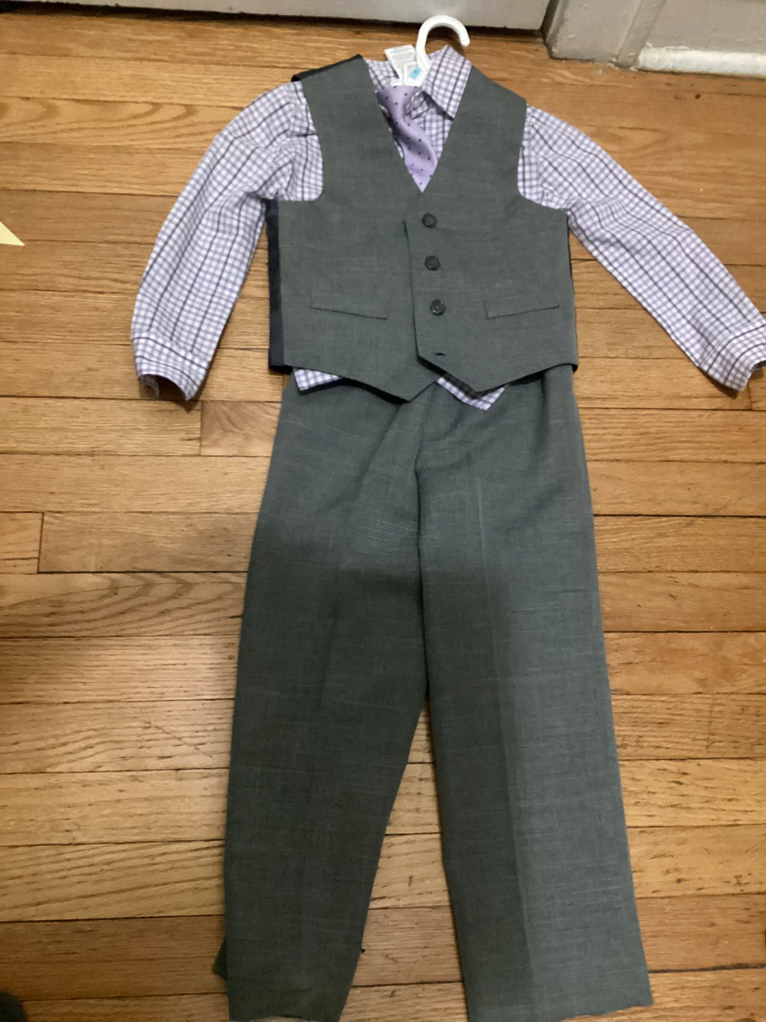 Size 5 boys Van Heusen Boys 4-Piece Suit Set Size 5