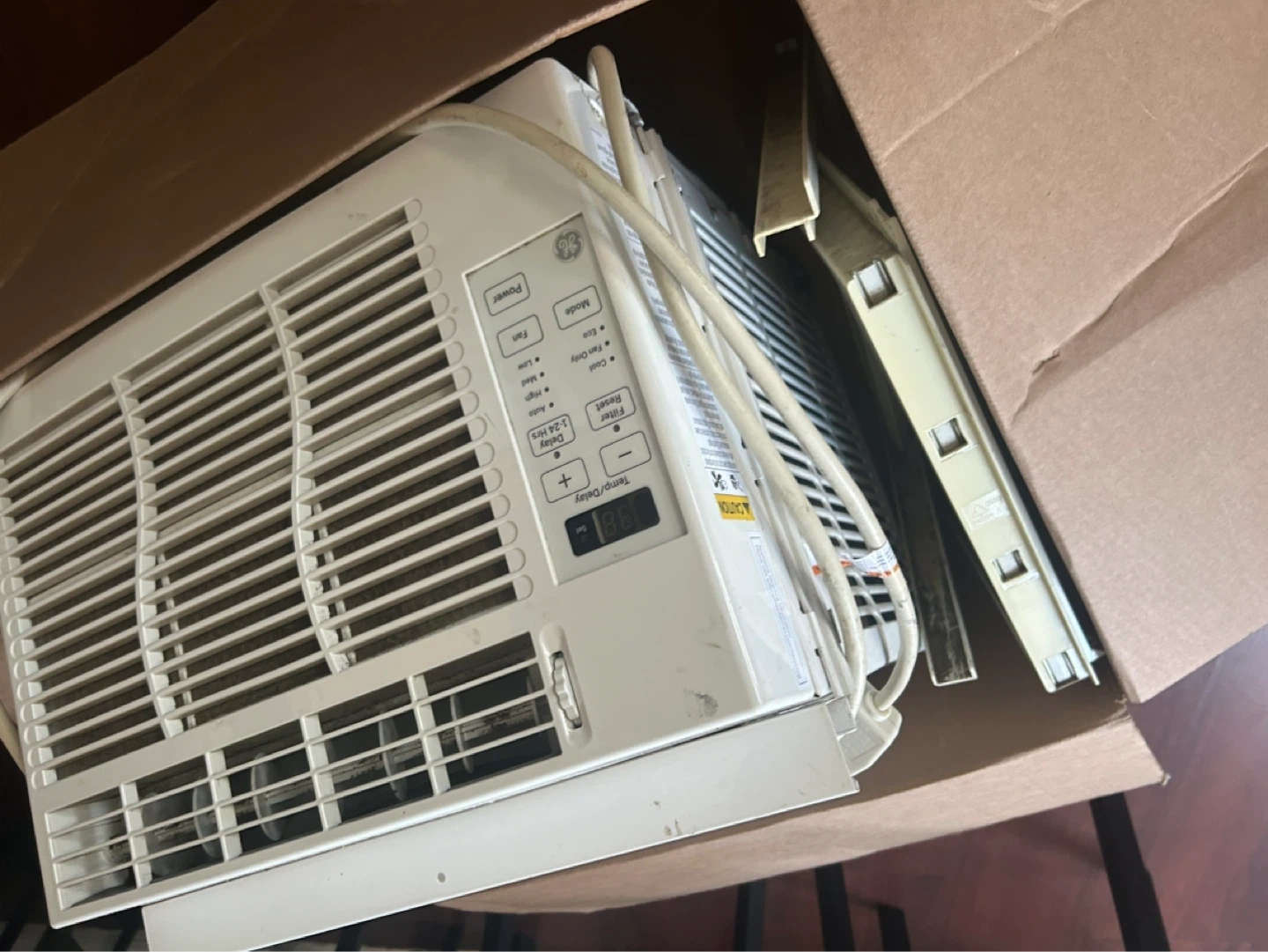 GE Window Air Conditioner - photo 4