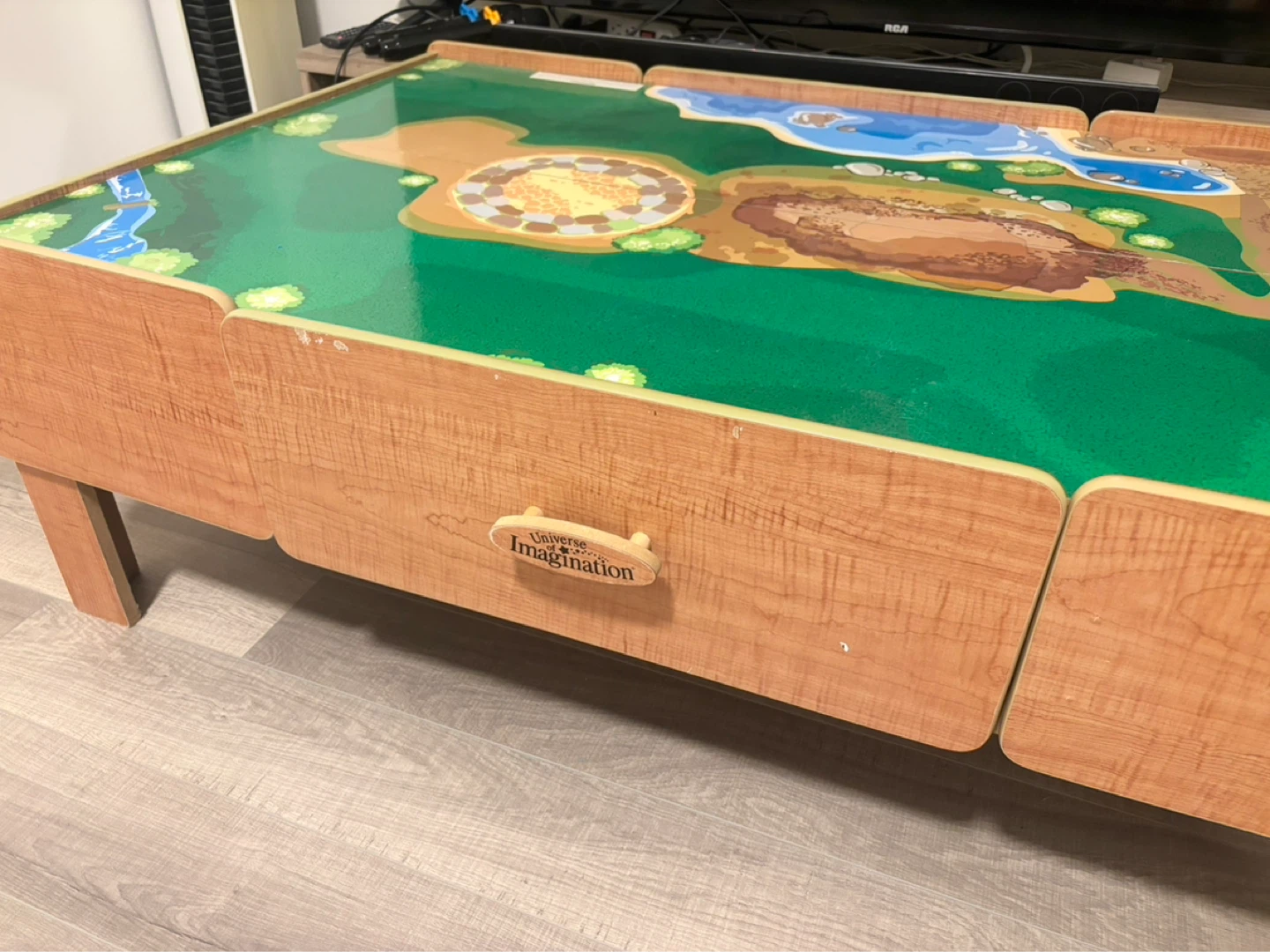 Imagination kids wooden train table - photo 2