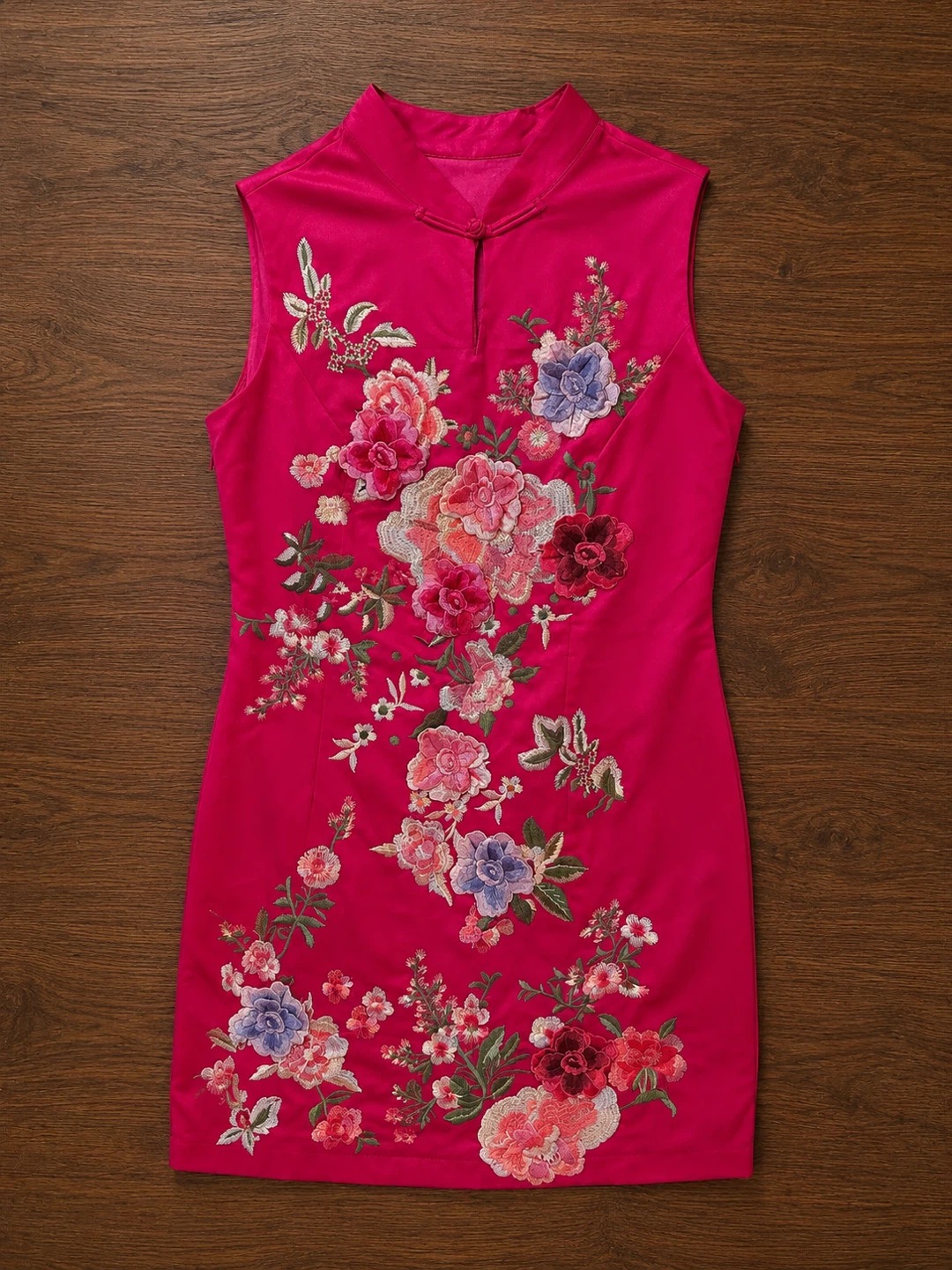 Pink Sleeveless Embroidered Cheongsam Dress