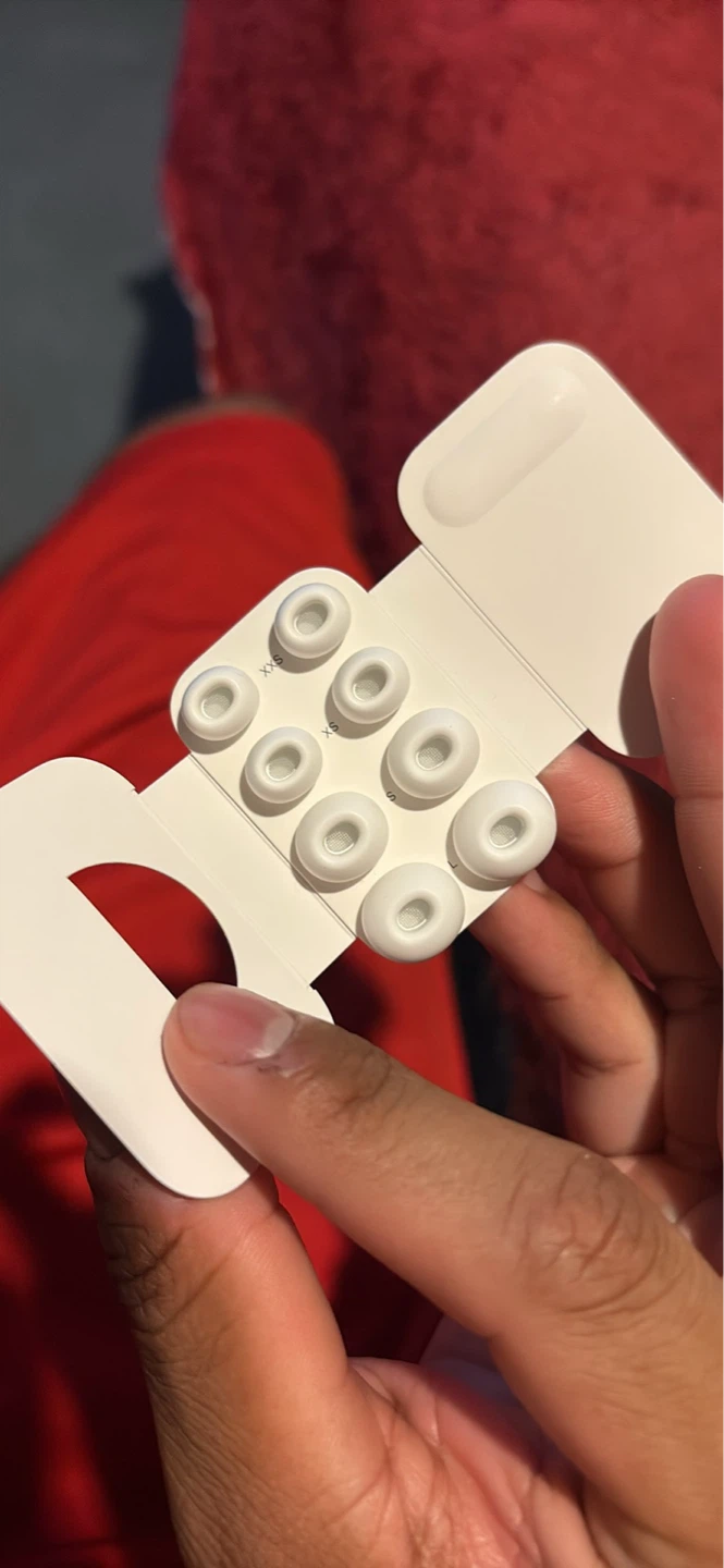 Apple AirPods Pro 3 - photo 3