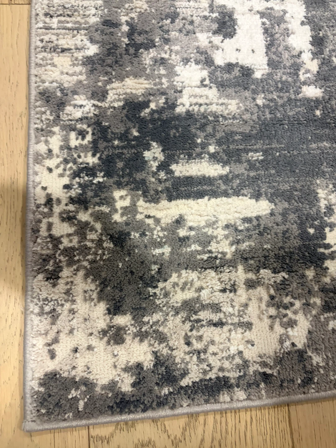 Calvin Klein Area Rug – 198 x 279 cm (6'6" x 9'2") - photo 5