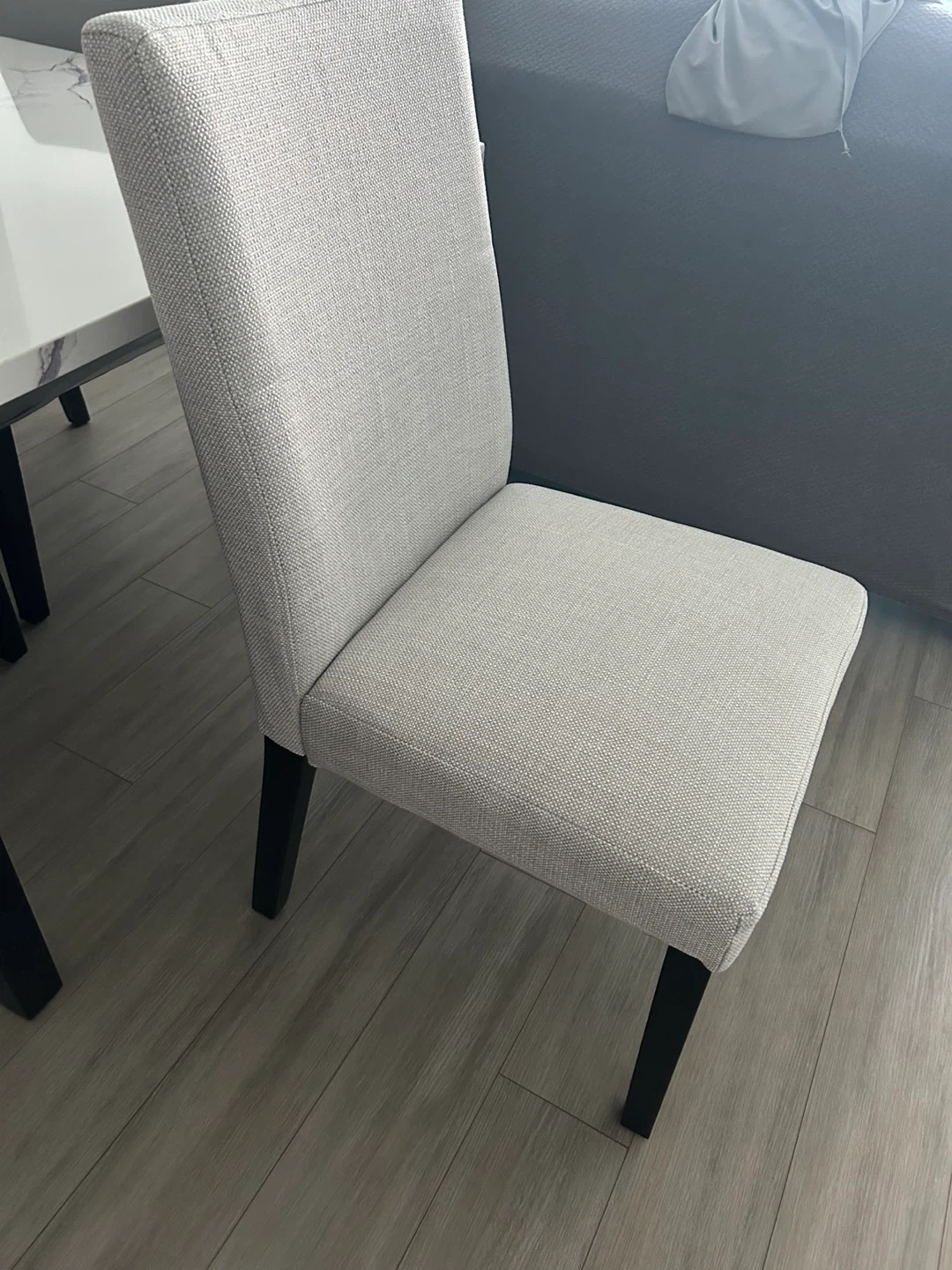 Marble Dining Table and Chairs excellent condition - photo 3