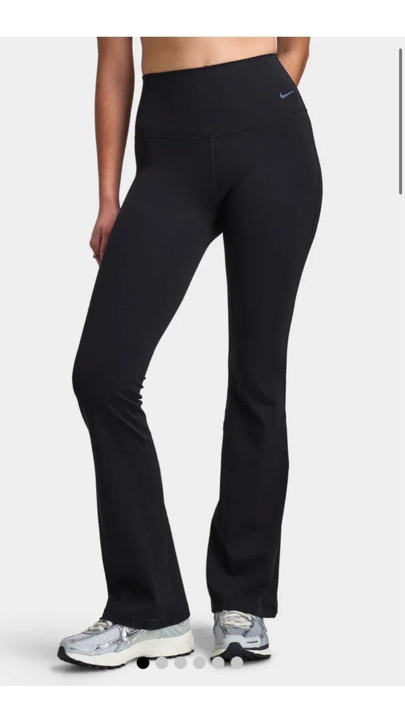 Nike Women's Black Yoga Pants - photo 5