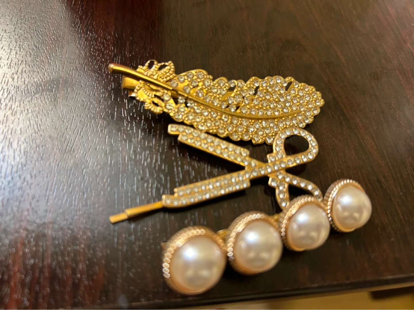 Rhinestone Hair Clips Set - Feather, Scissors, Pearls