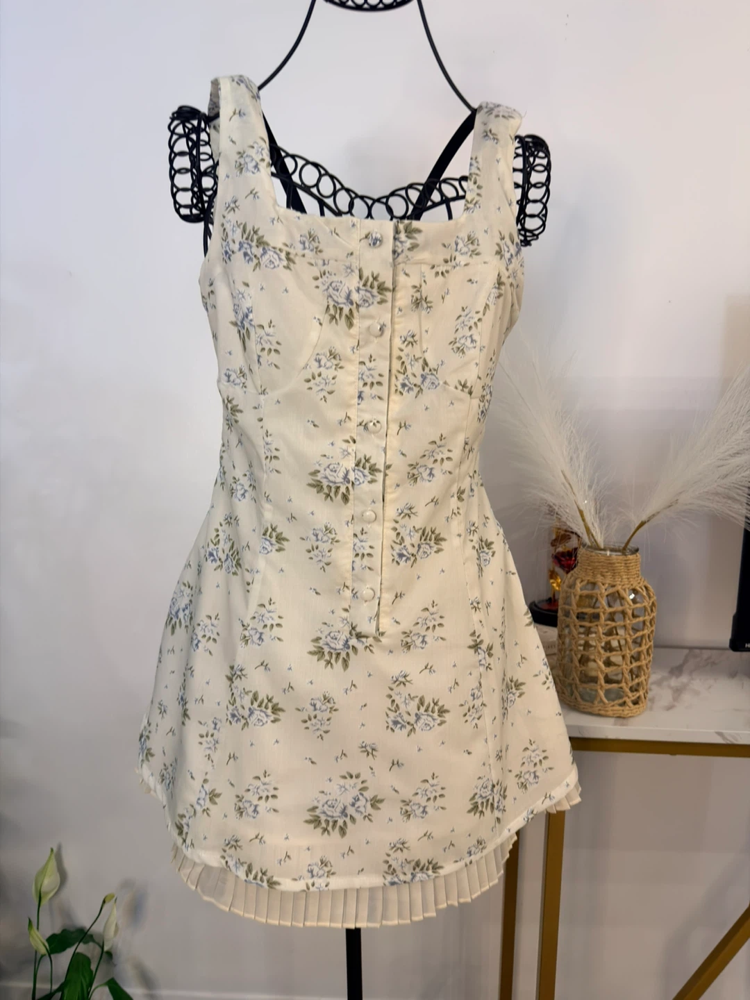 Boutique style-Cream Floral Mini Dress