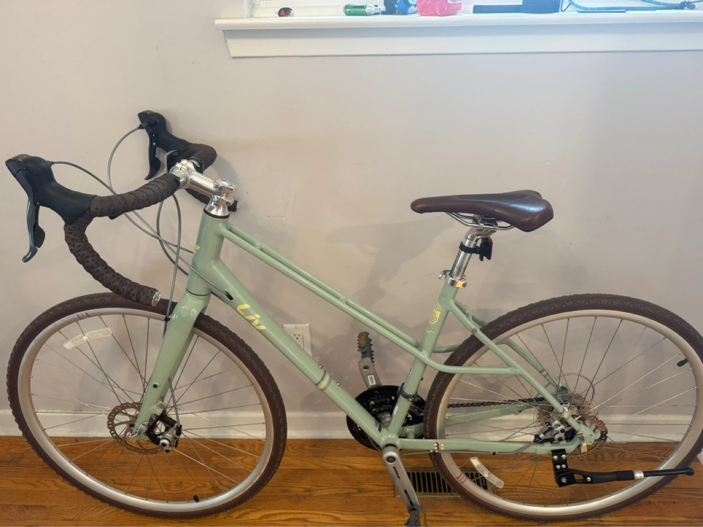 Liv giant road bike size Medium