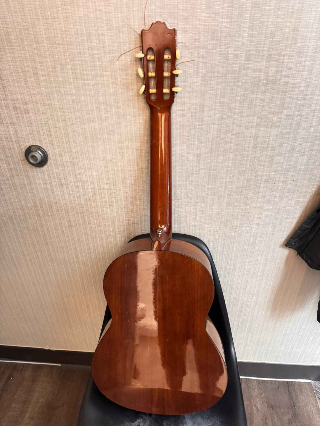 Yamaha Classical Guitar G-225 - photo 2