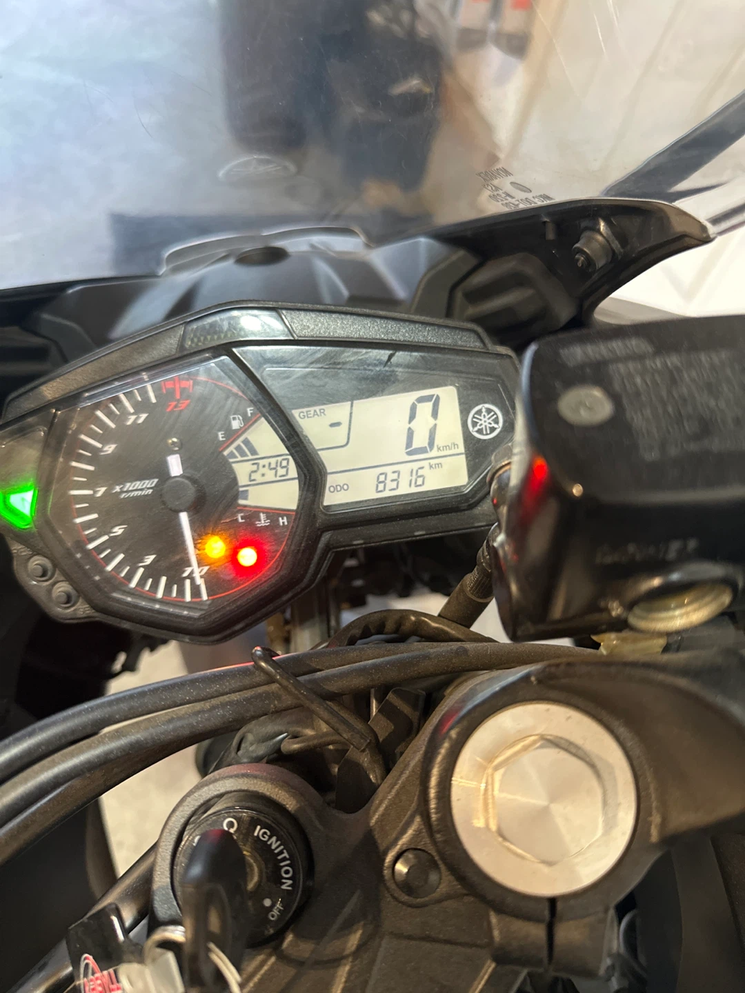 Yamaha R3 Motorcycle - photo 4