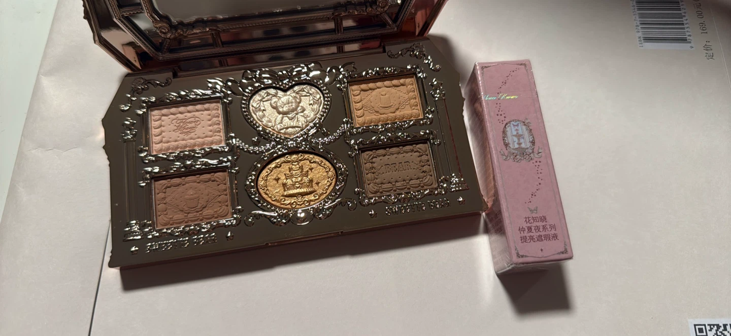 Brand New Flower Knows Sweet Bear Eyeshadow + PK2 Concealer - photo 2