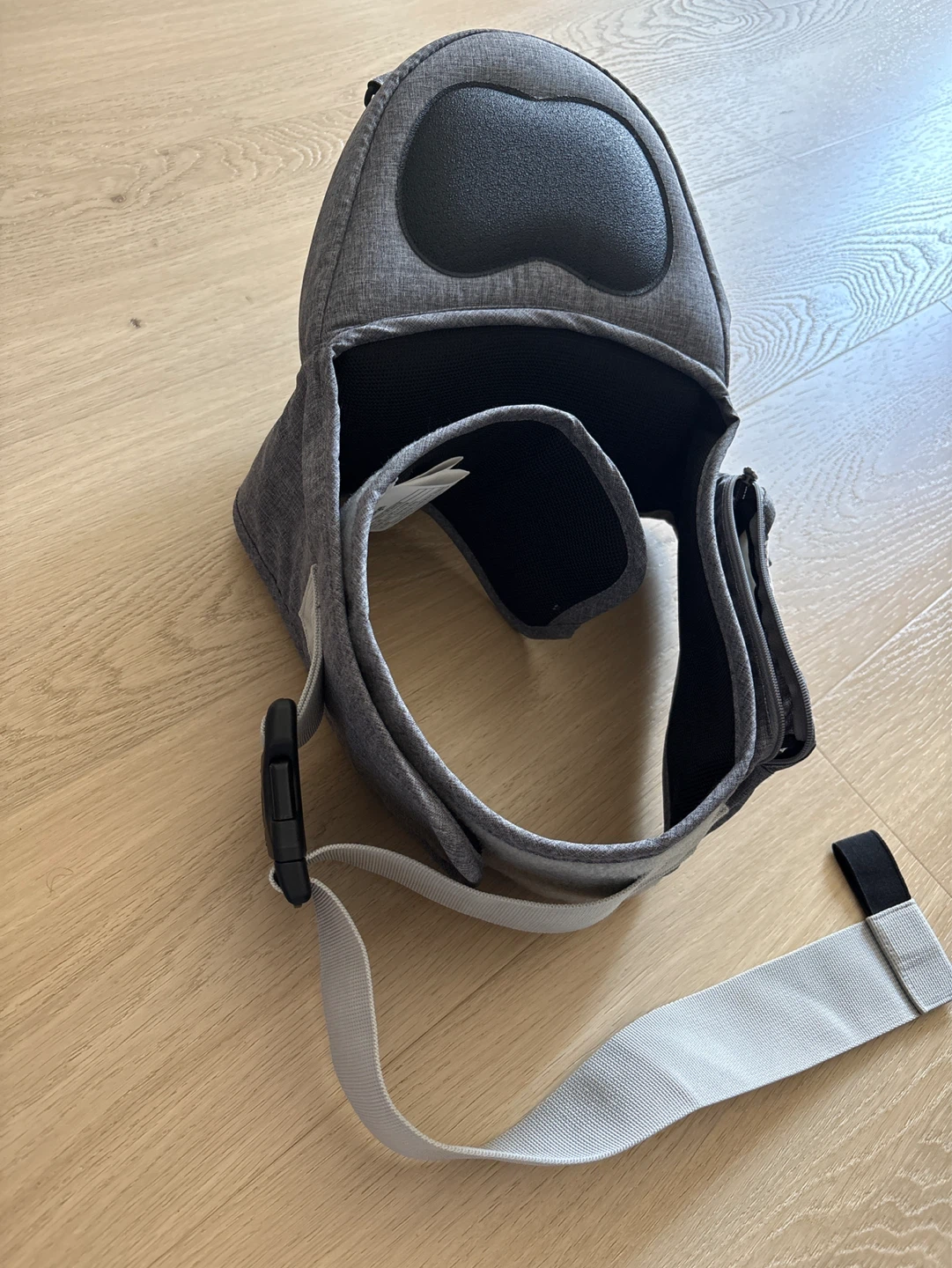 i-angel Hip Seat Baby Carrier - photo 4