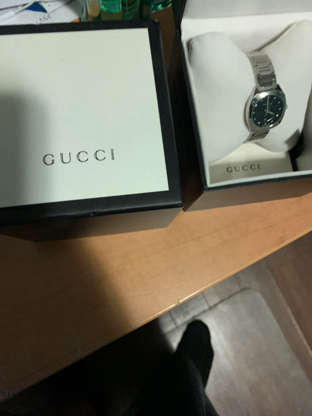 Gucci Stainless Steel Watch with diamond markers and day display - photo 4