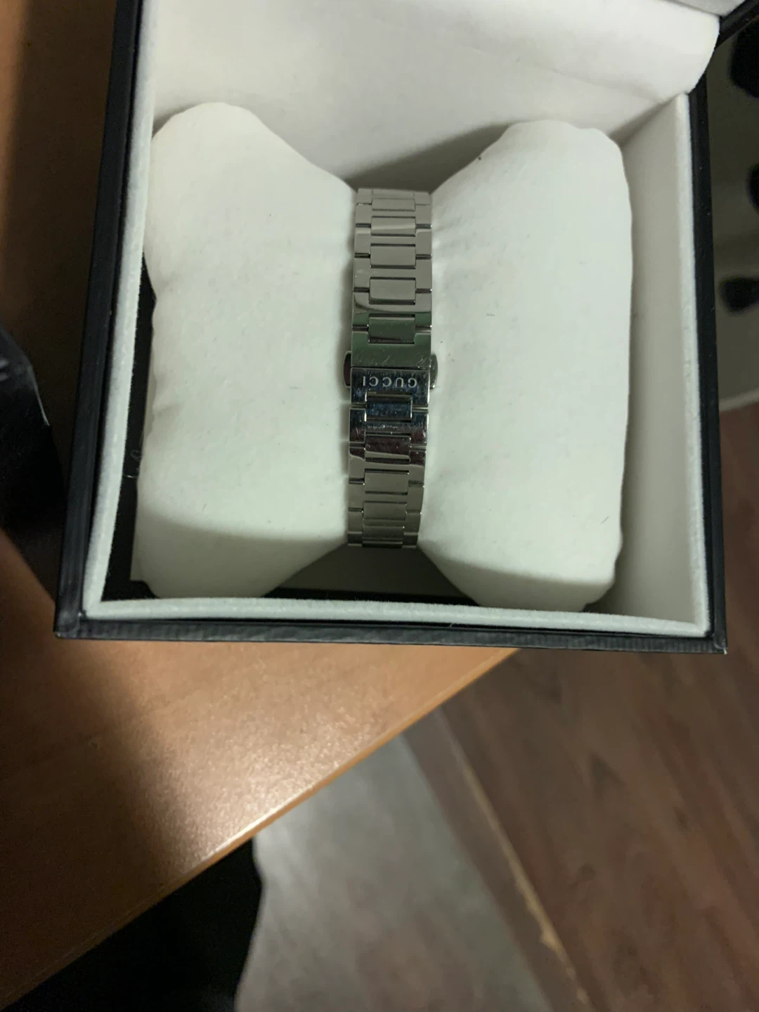 Gucci Stainless Steel Watch with diamond markers and day display - photo 3
