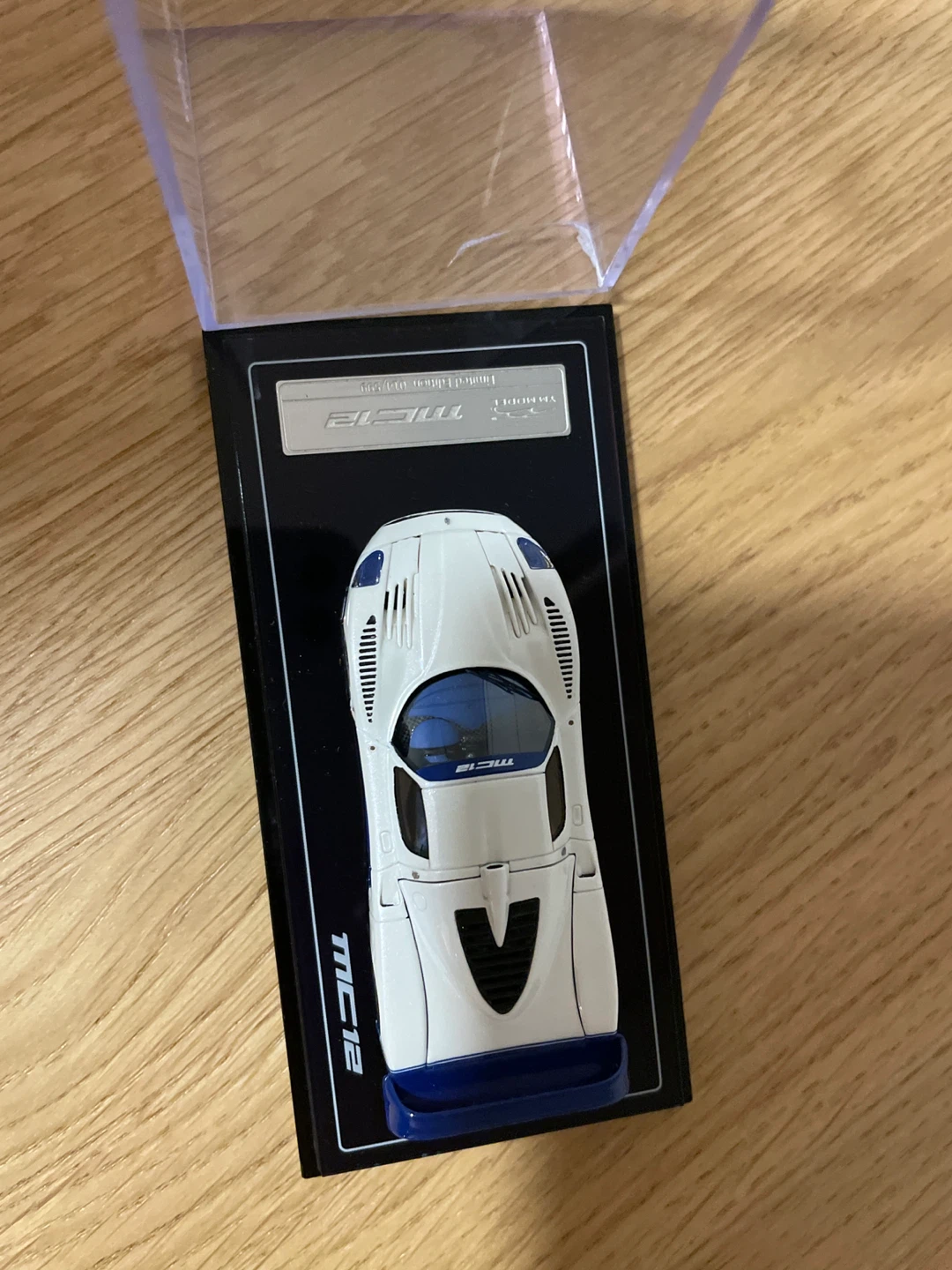 White and Blue Model Car TRC 12 in Display Case - photo 2