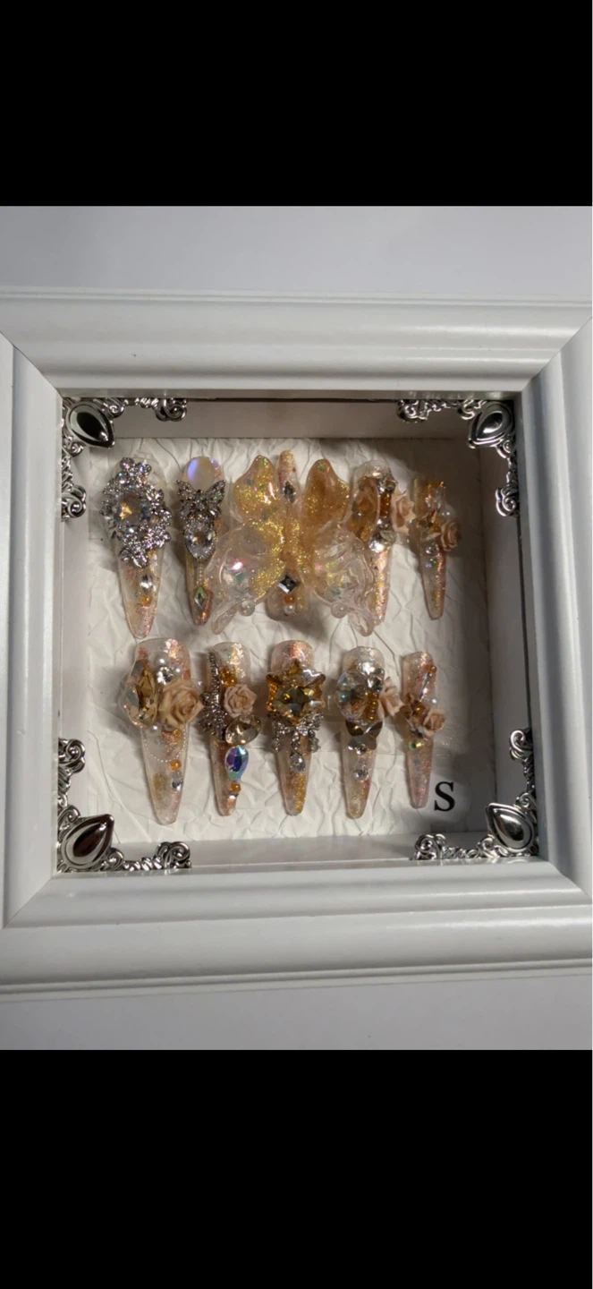 S Size Luxury Zircon Butterfly Press On Nails