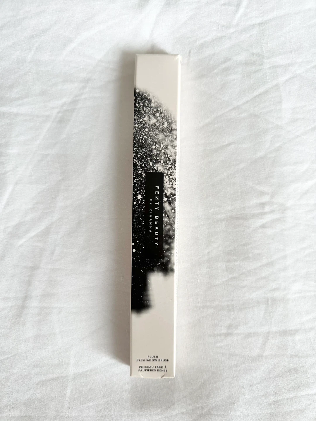 🆕 Fenty Beauty Plush Eyeshadow Brush 240 - photo 3