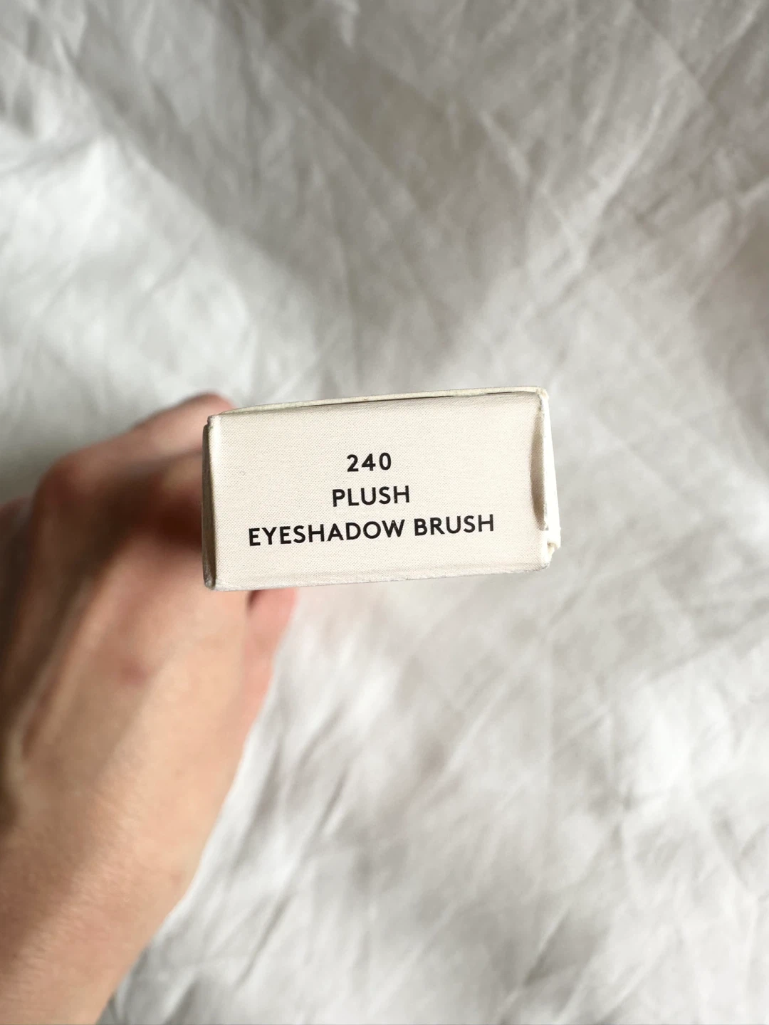 🆕 Fenty Beauty Plush Eyeshadow Brush 240 - photo 2