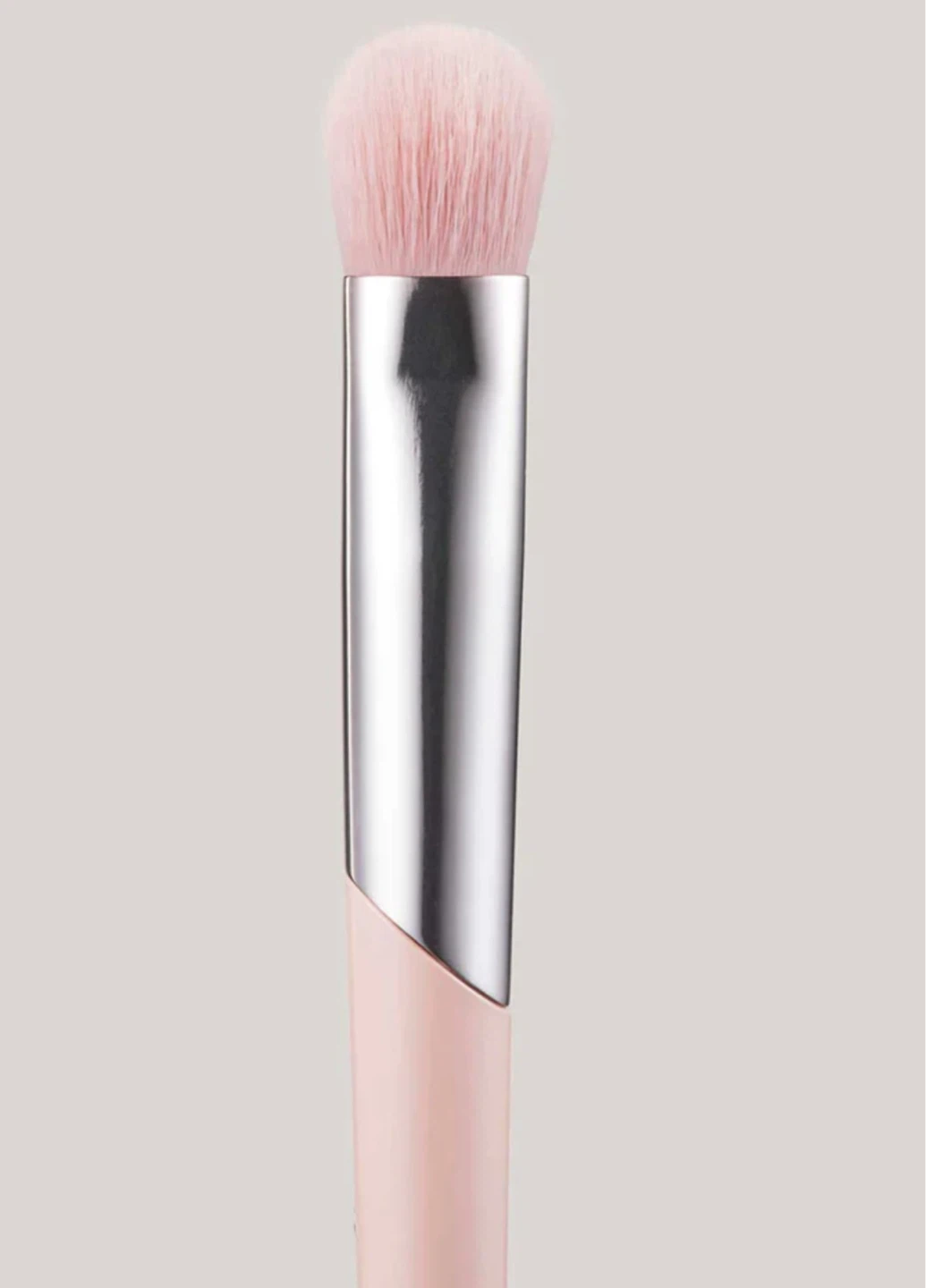 🆕 Fenty Beauty Plush Eyeshadow Brush 240 - photo 5