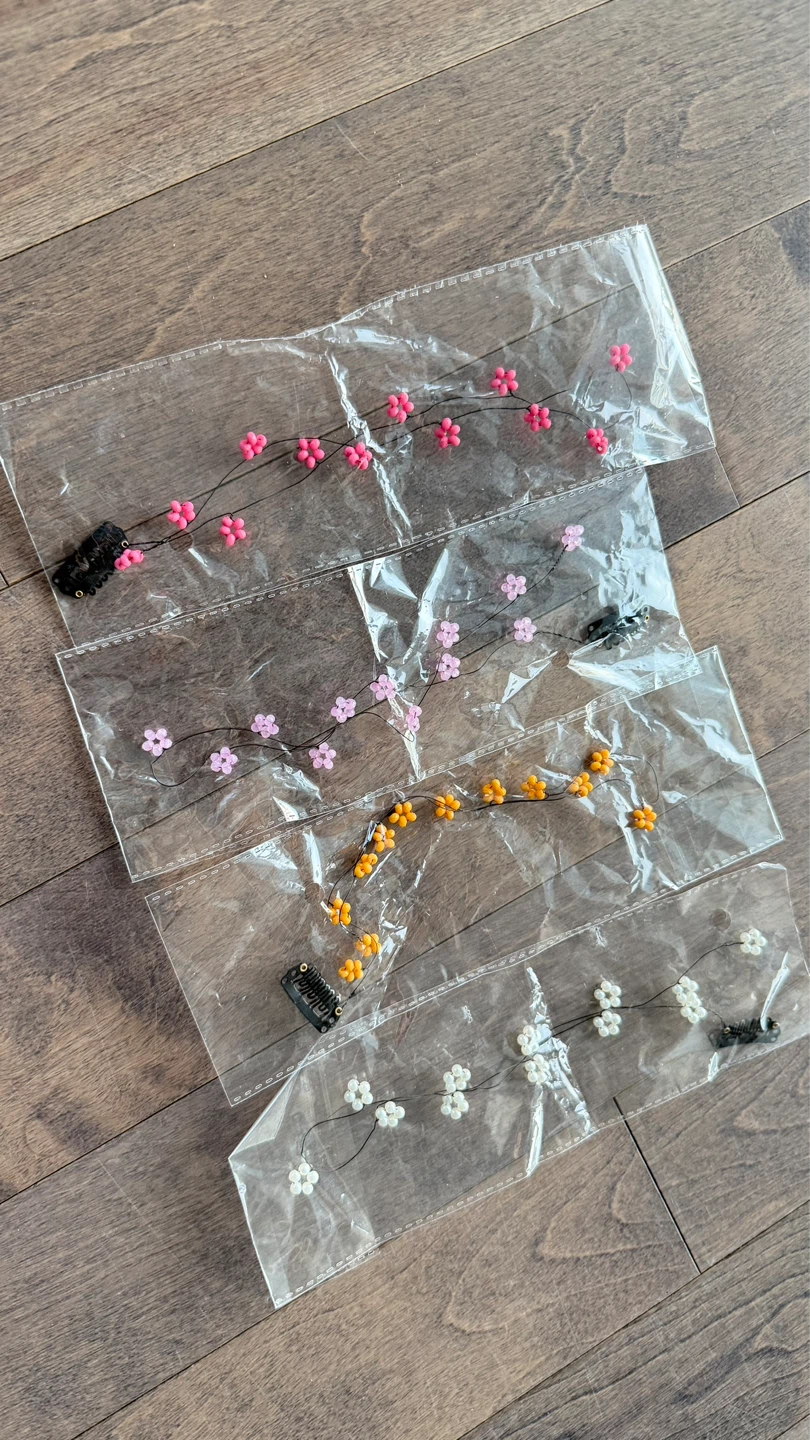 4 pack Flower Hair Clips Set