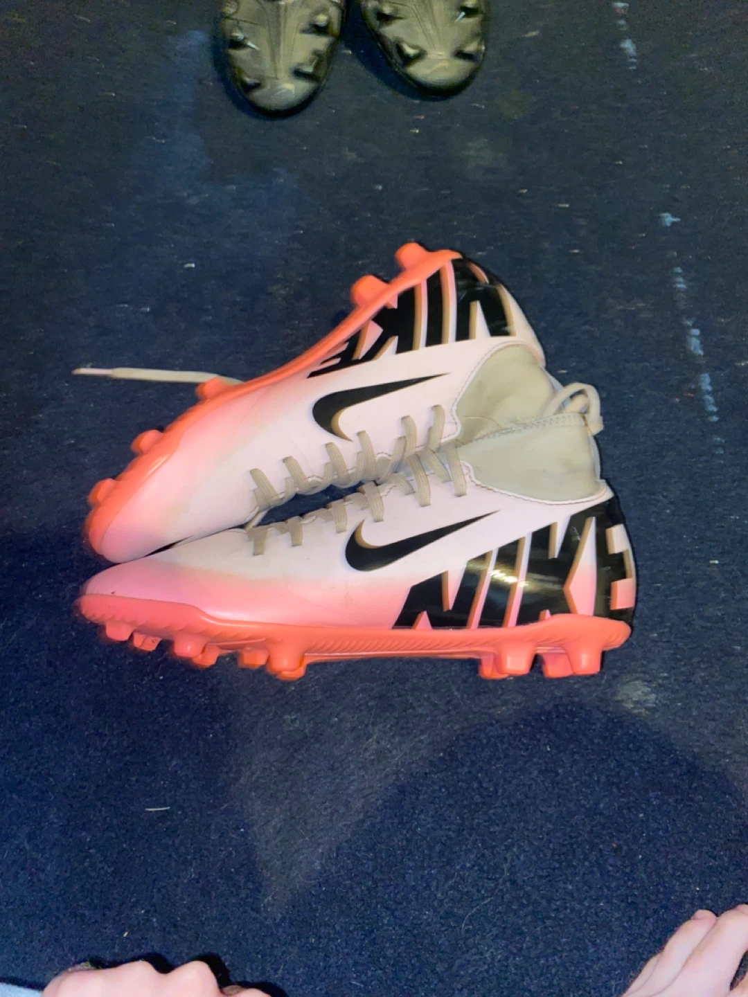 2 soccer kids cleats Nike cleats - photo 3