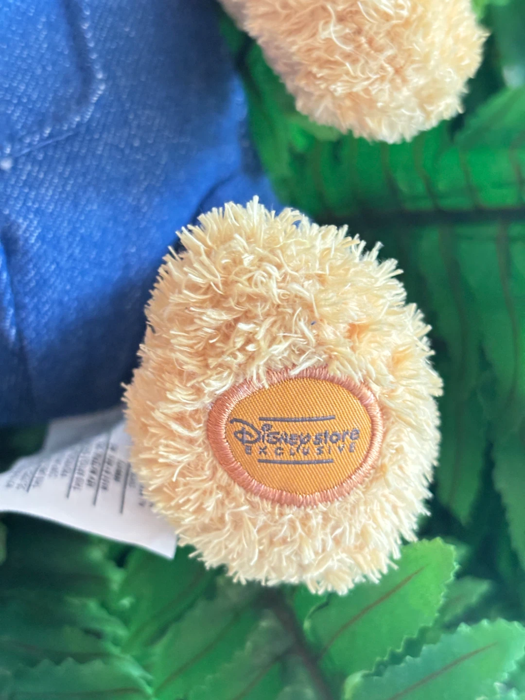 Disney Store Exclusive Winnie the Pooh 🐝🍯 - photo 3