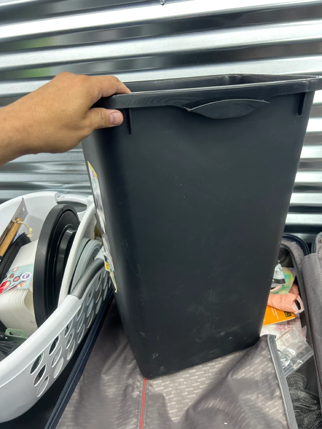 Glad Link & Sort 12 Gallon Recycling Center - photo 2