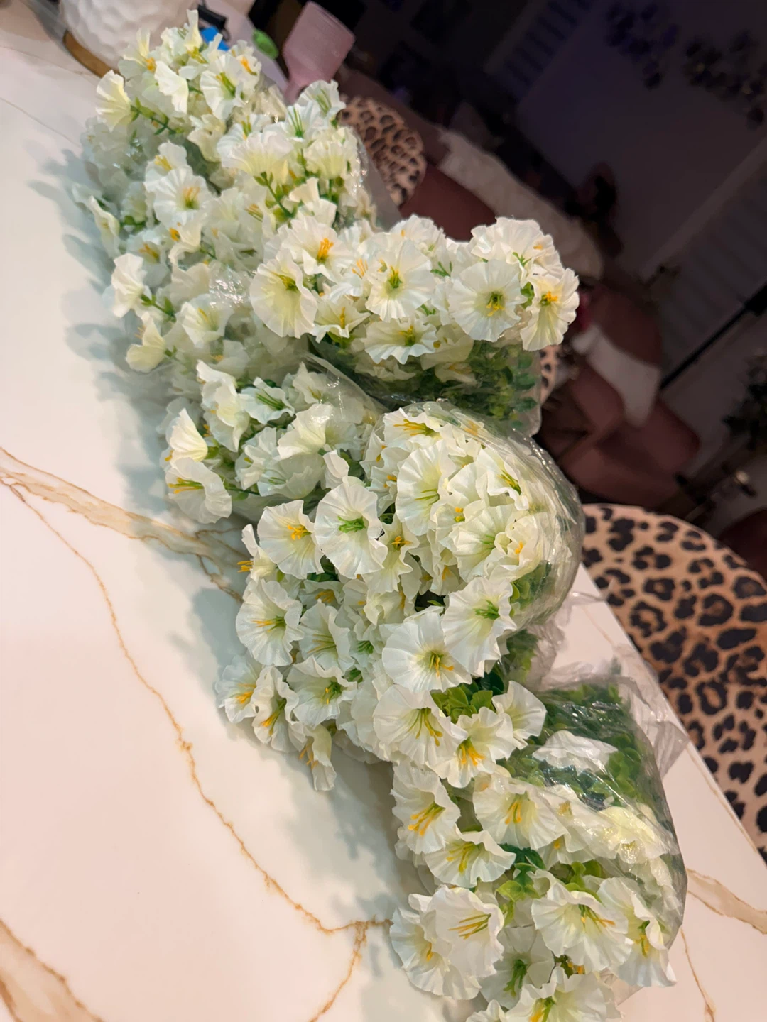 Artificial White Flowers Bouquet - photo 2