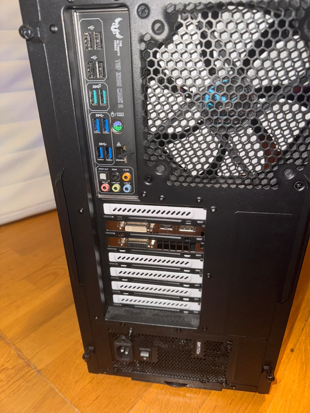 Monitor and PC (NO SSD/HDD) - photo 3