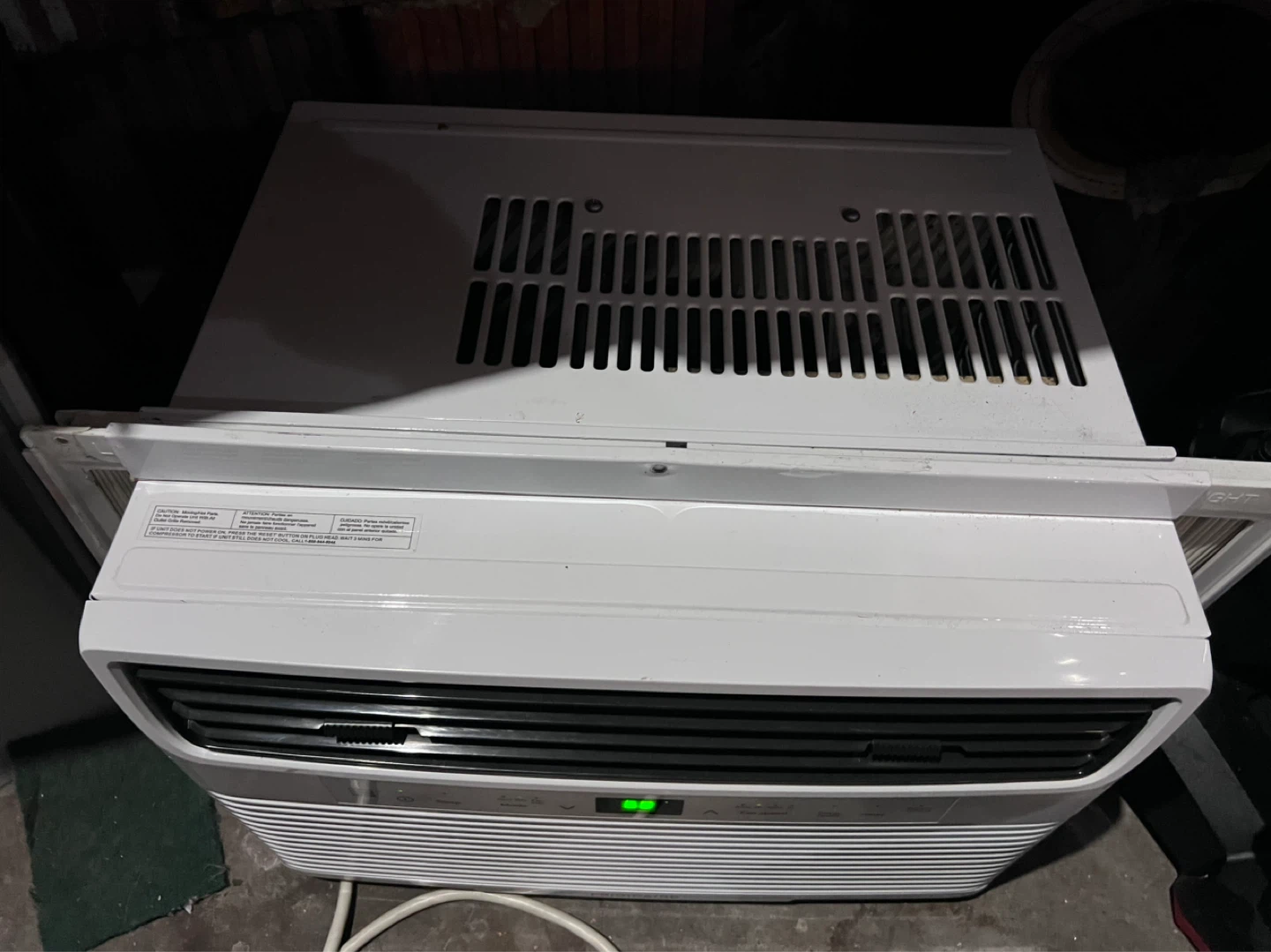 Frigidaire Window Air Conditioner FFRE063ZA10 - photo 2