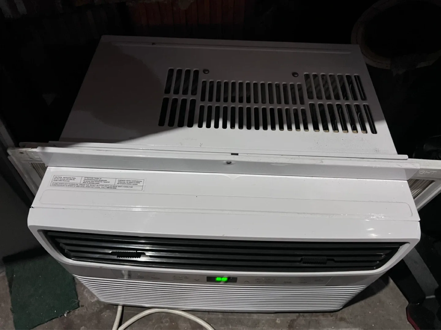 Frigidaire Window Air Conditioner FFRE063ZA10 - photo 2
