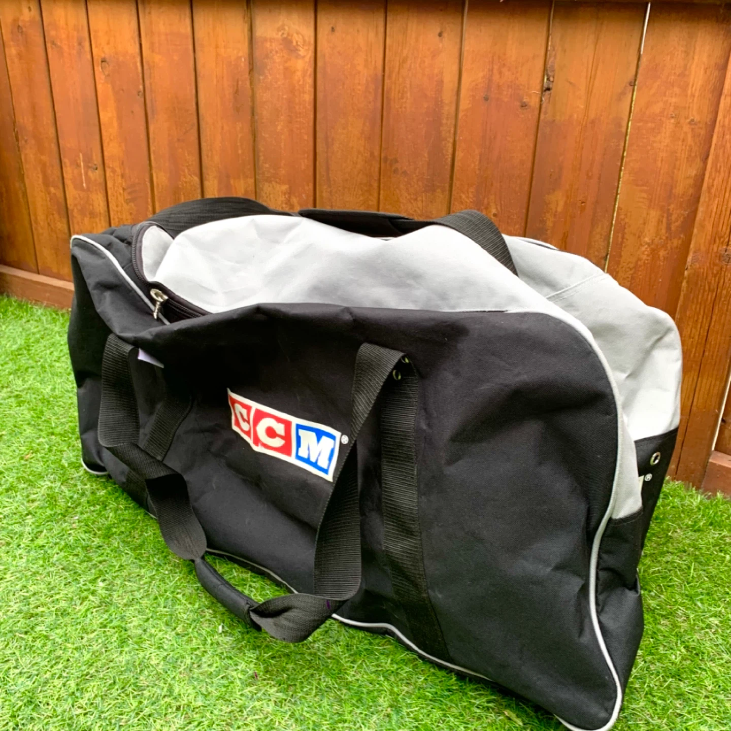 CCM Hockey Bag Duffel Bag Equipment Bag Sports Gear Carrier