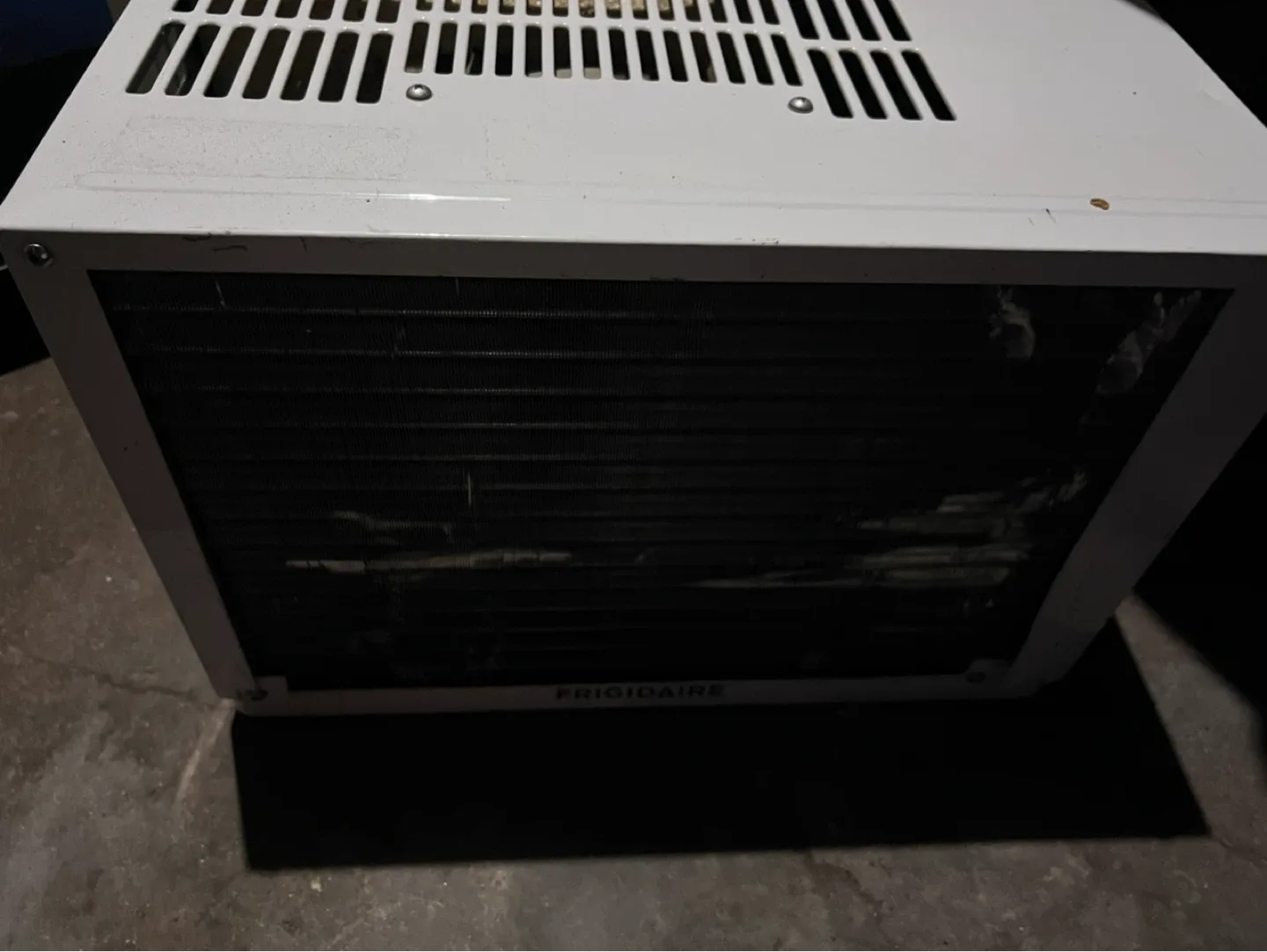GE Window Air Conditioner - photo 5