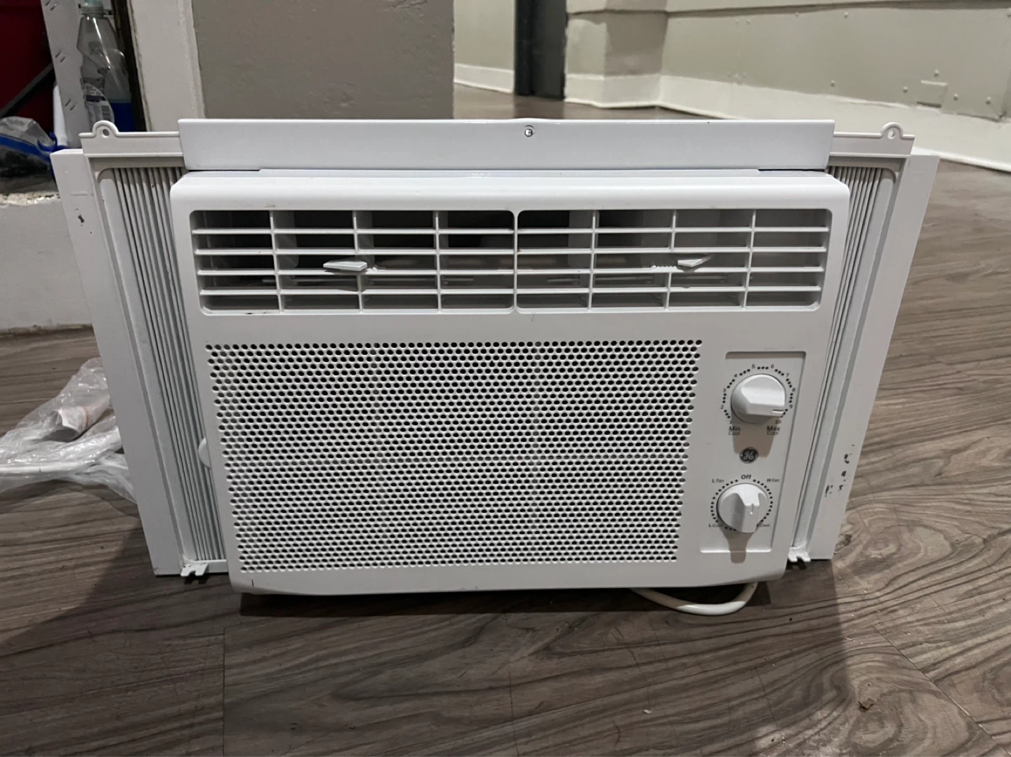 GE Window Air Conditioner