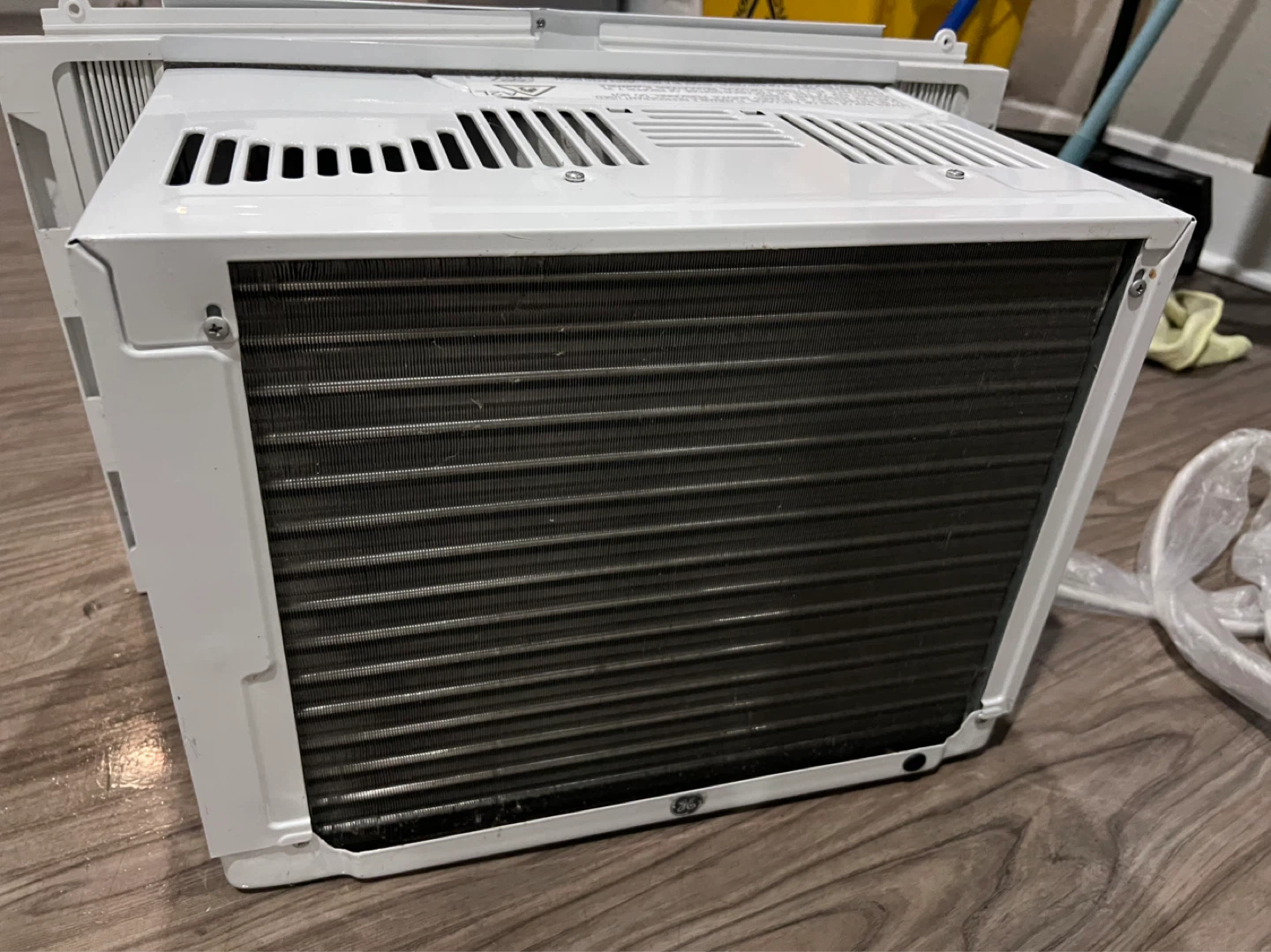 GE Window Air Conditioner - photo 3