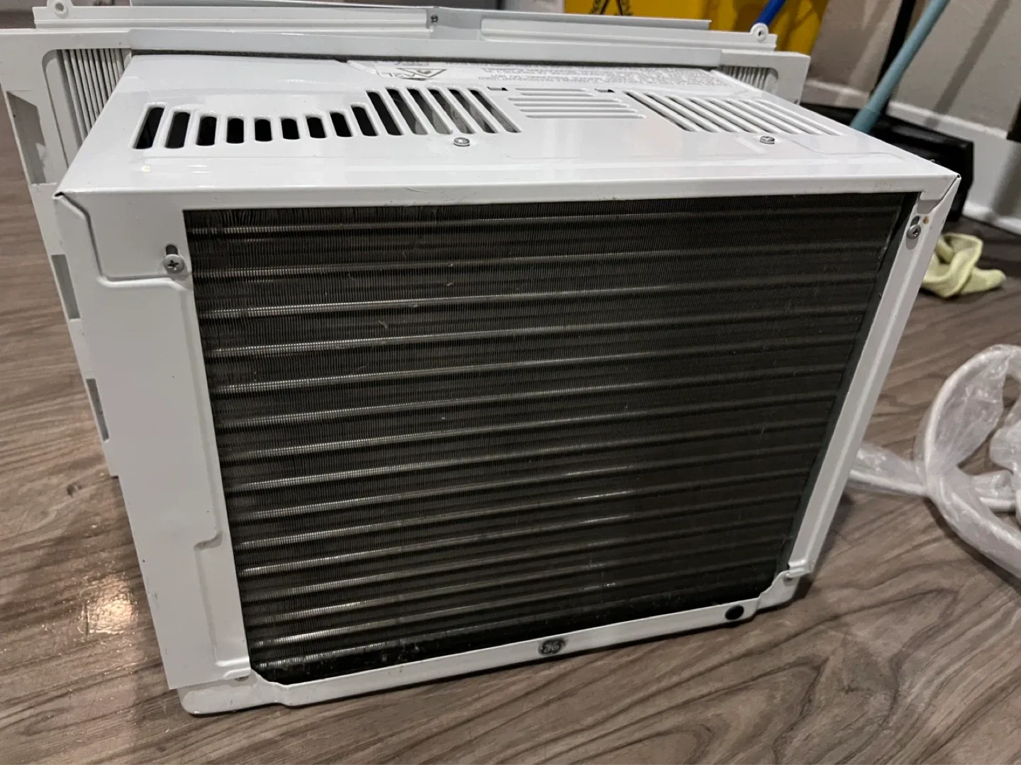 GE Window Air Conditioner - photo 3