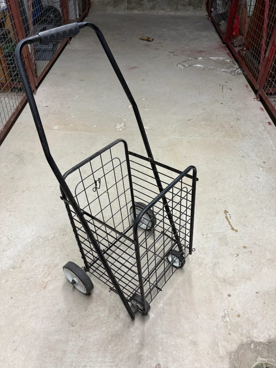 Black Folding Shopping Cart