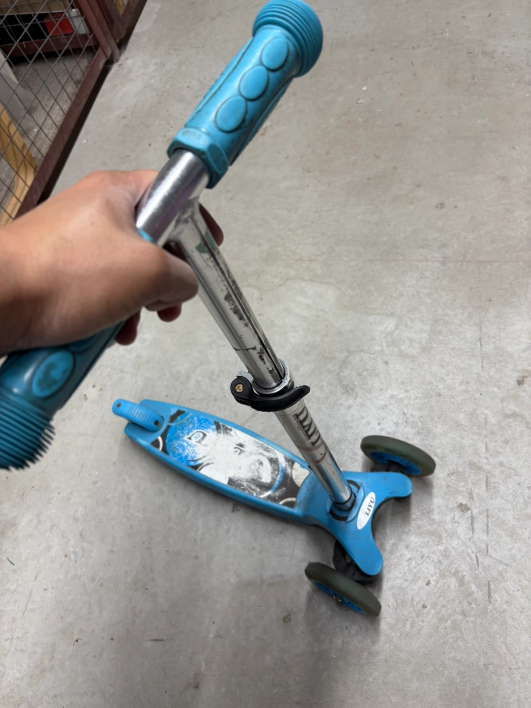 Blue 3-Wheel Kids Scooter - photo 2