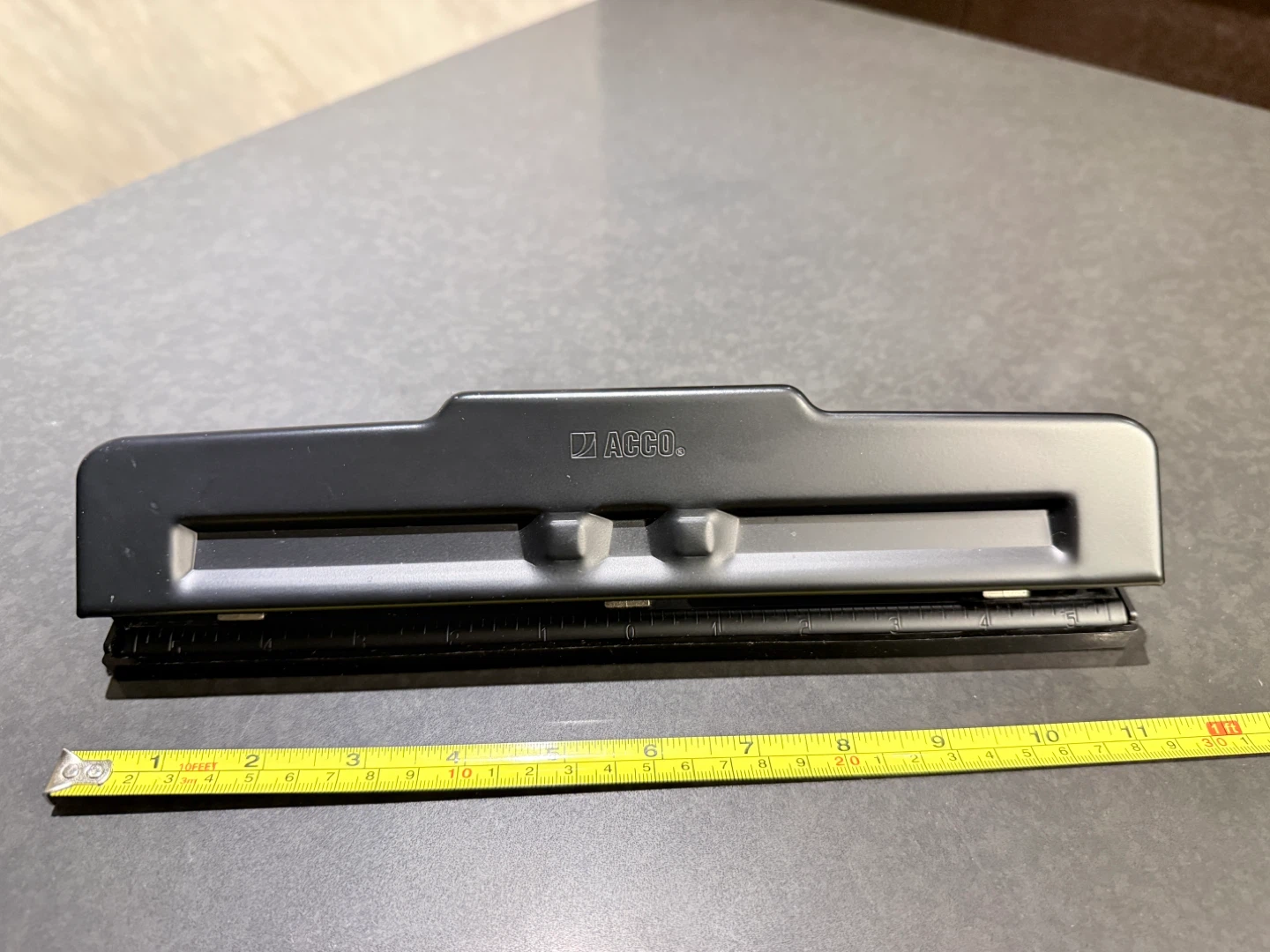 ACCO 3-Hole Punch - photo 2