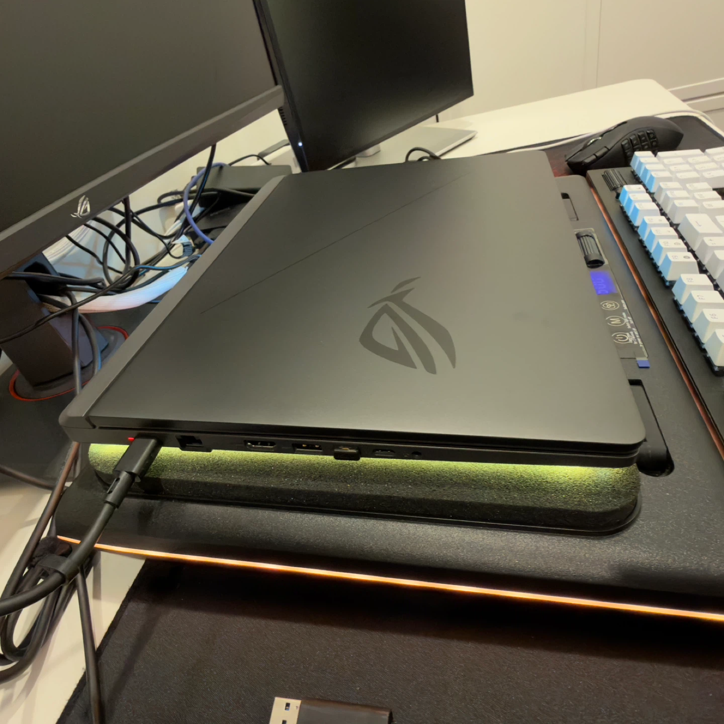 2025 ASUS ROG Strix G16 RTX 5060, Core Ultra 9, 32GB RAM,1TB SSD - photo 4