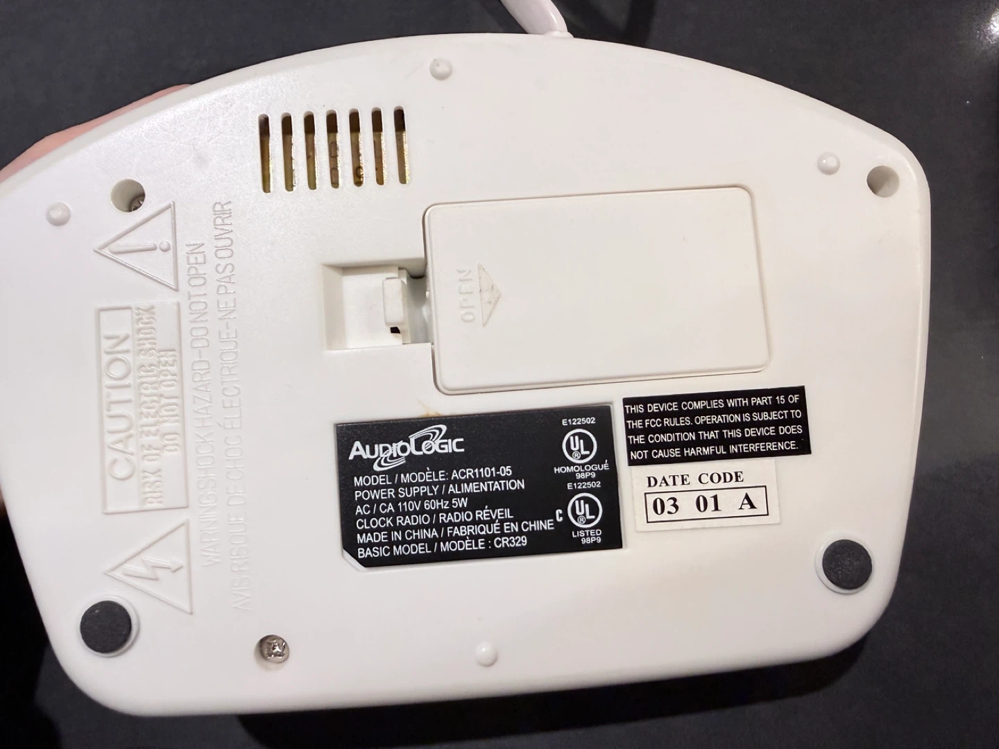 Audiologic AM/FM Clock Radio with Snooze - photo 3