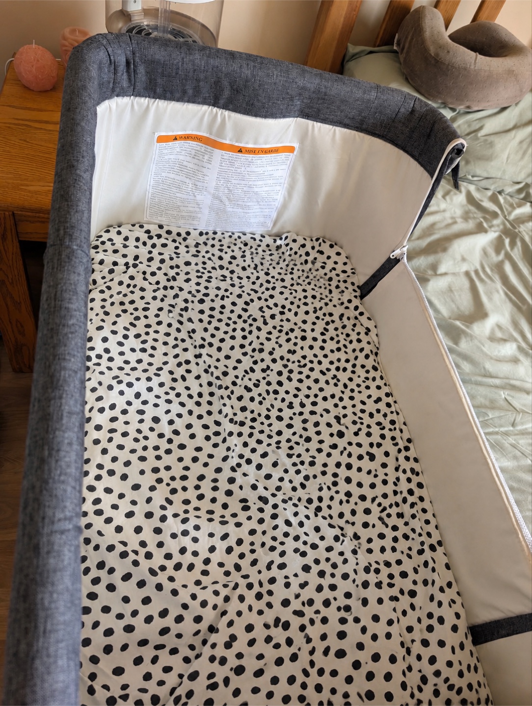 Grey Bassinet with Mosquito Net and Storage - photo 2