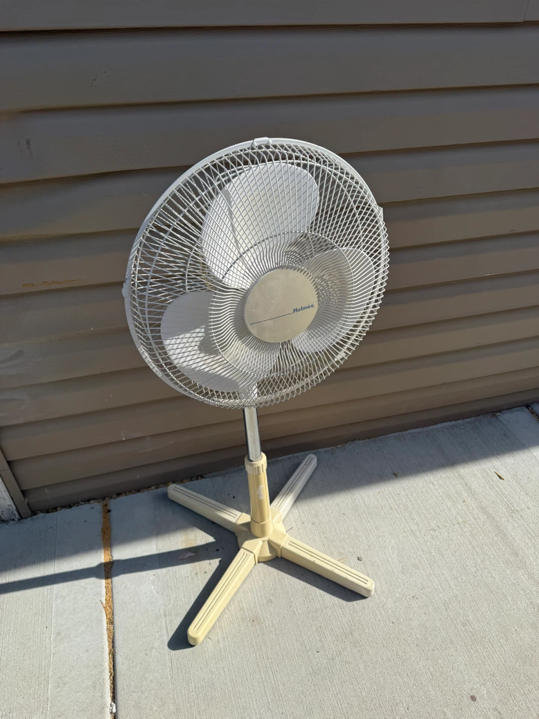 Lasko Pedestal Fan - photo 2