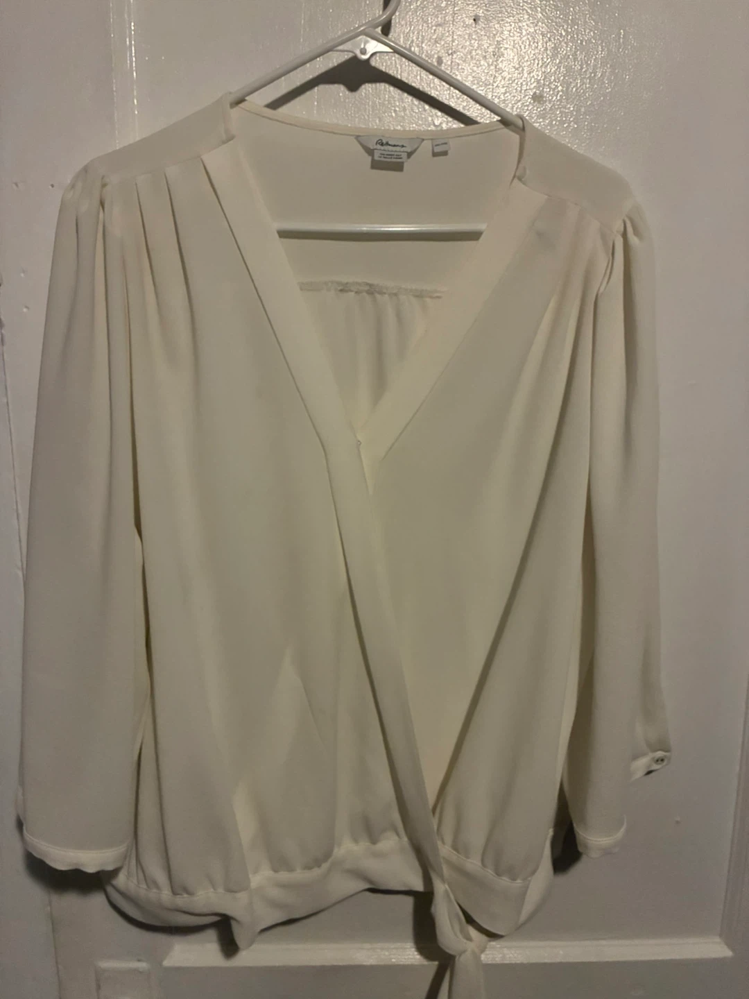 Reitmans Cream "The Short Cut" Blouse - XXL