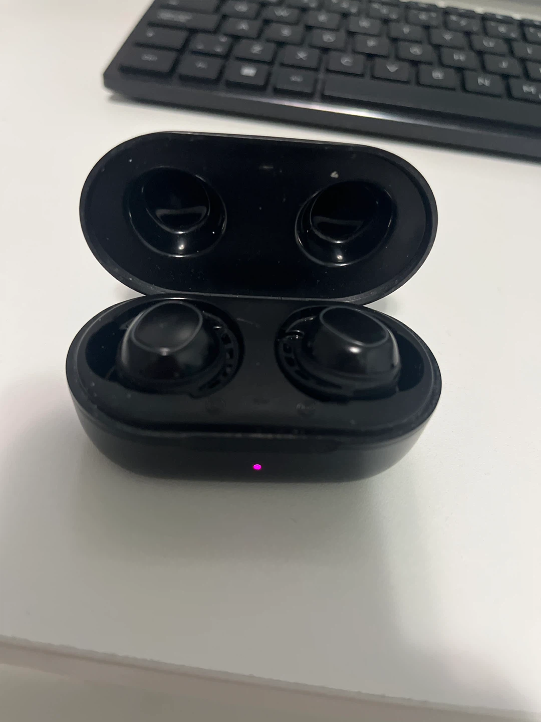 MPOW Black Wireless Earbuds with Charging Case - photo 2
