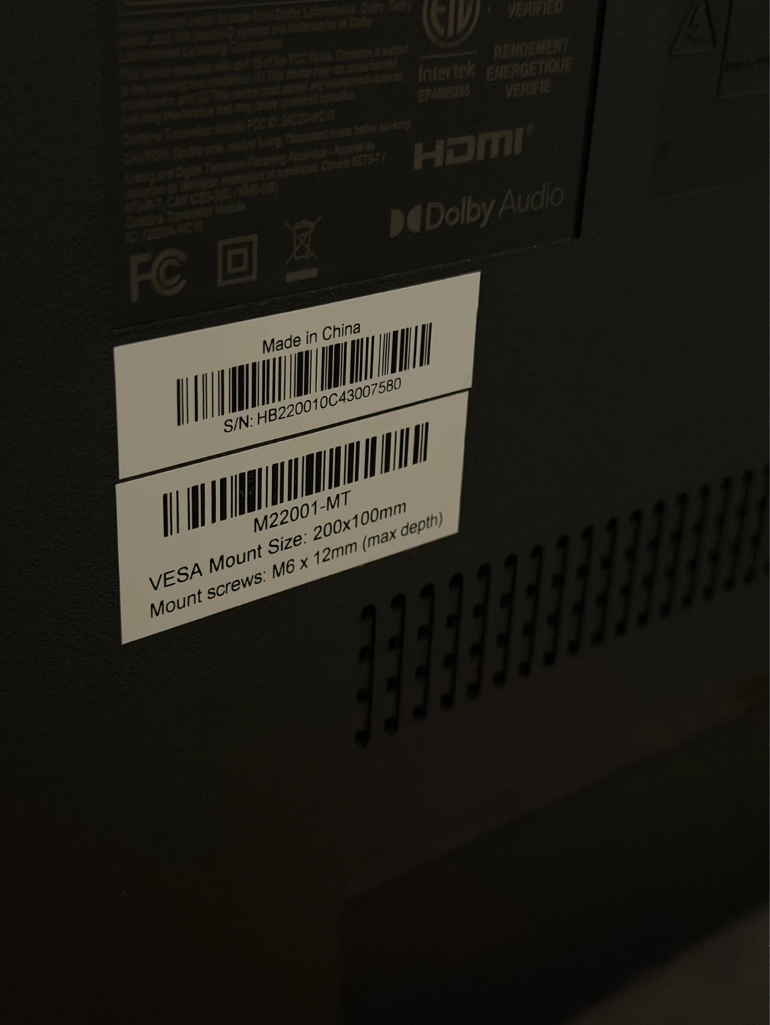 Selling my onn. Roku Smart TV (Model M22001-MT)43inch - photo 2