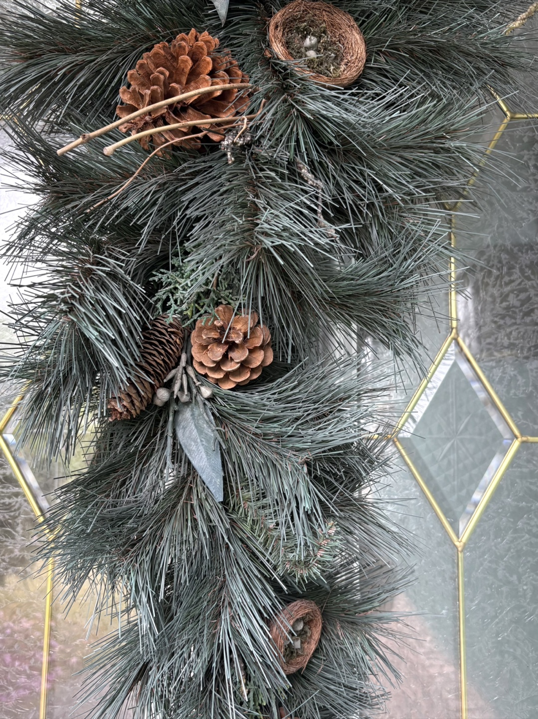 Decorative Pinecone and Faux Evergreen Swag - photo 2